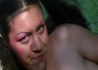 Dark-haired girl gives a gorgeous blowjob on camera